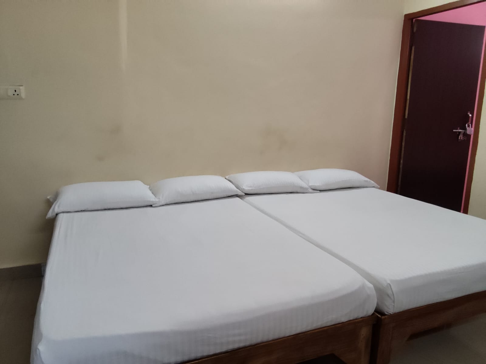 Flat 1